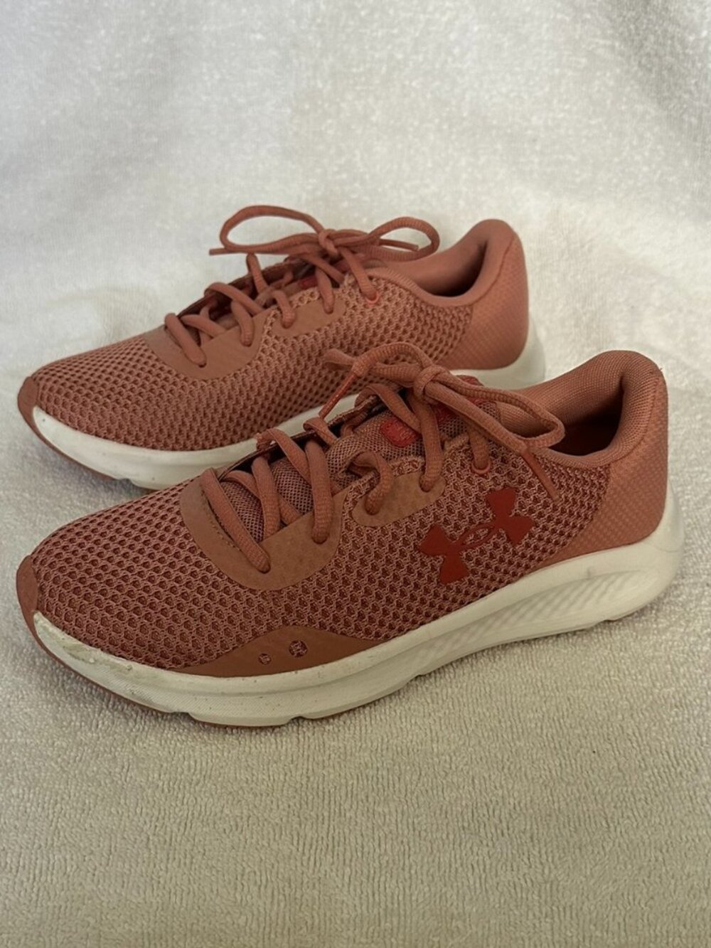 Under Armour Walking Shoes, size 7